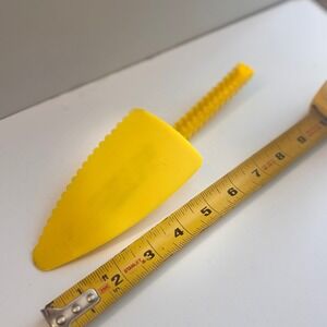 Pangburn Oil Co Yellow Corn Cob Cake Pie Server Tool TUSCOLA IL